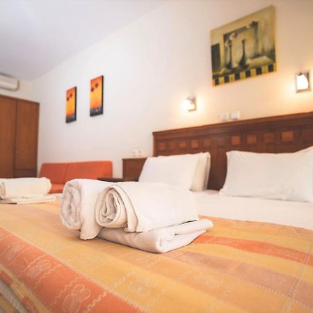 Helios Apartments Като-Даратсо Номер фото