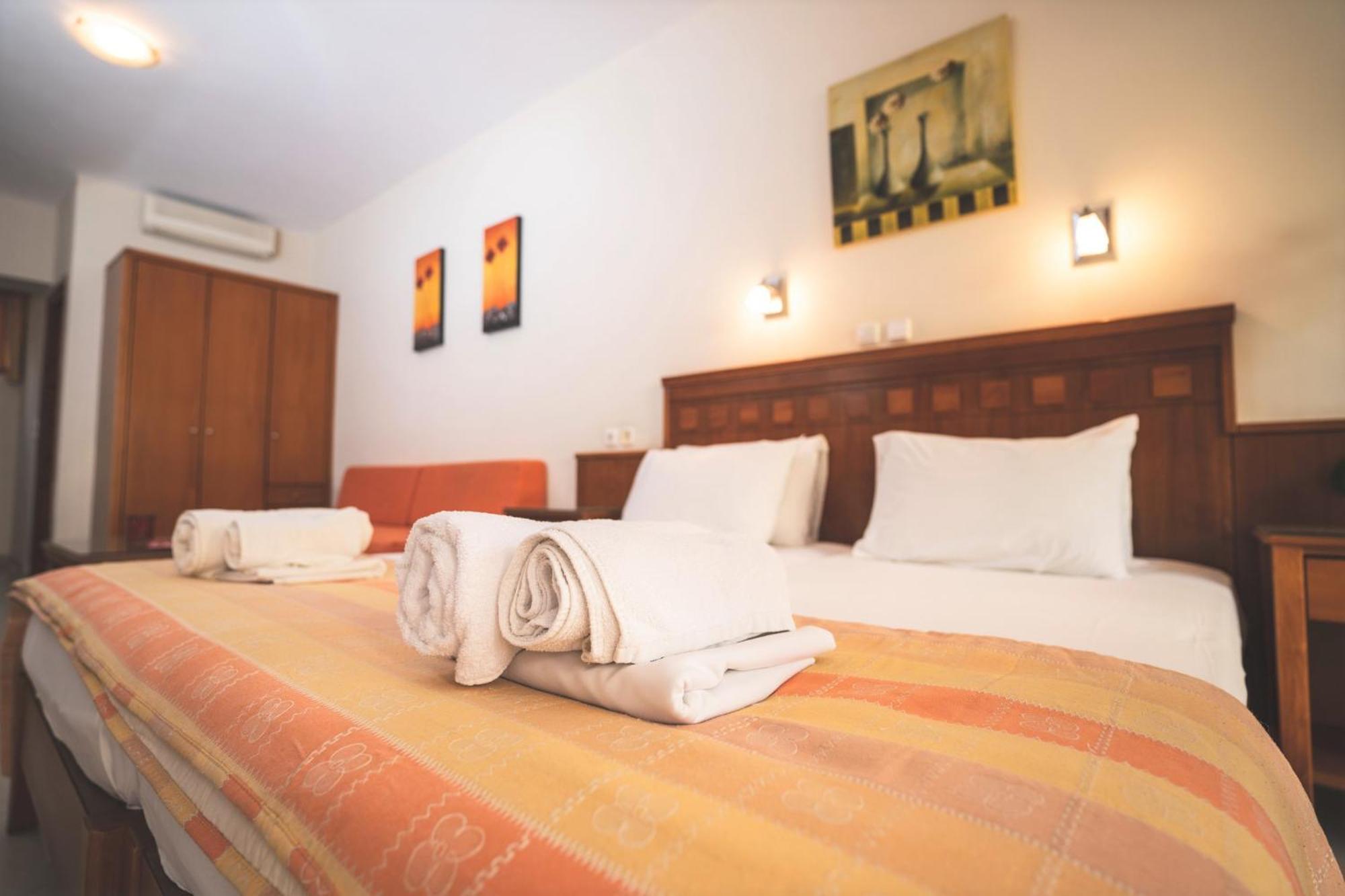 Helios Apartments Като-Даратсо Номер фото