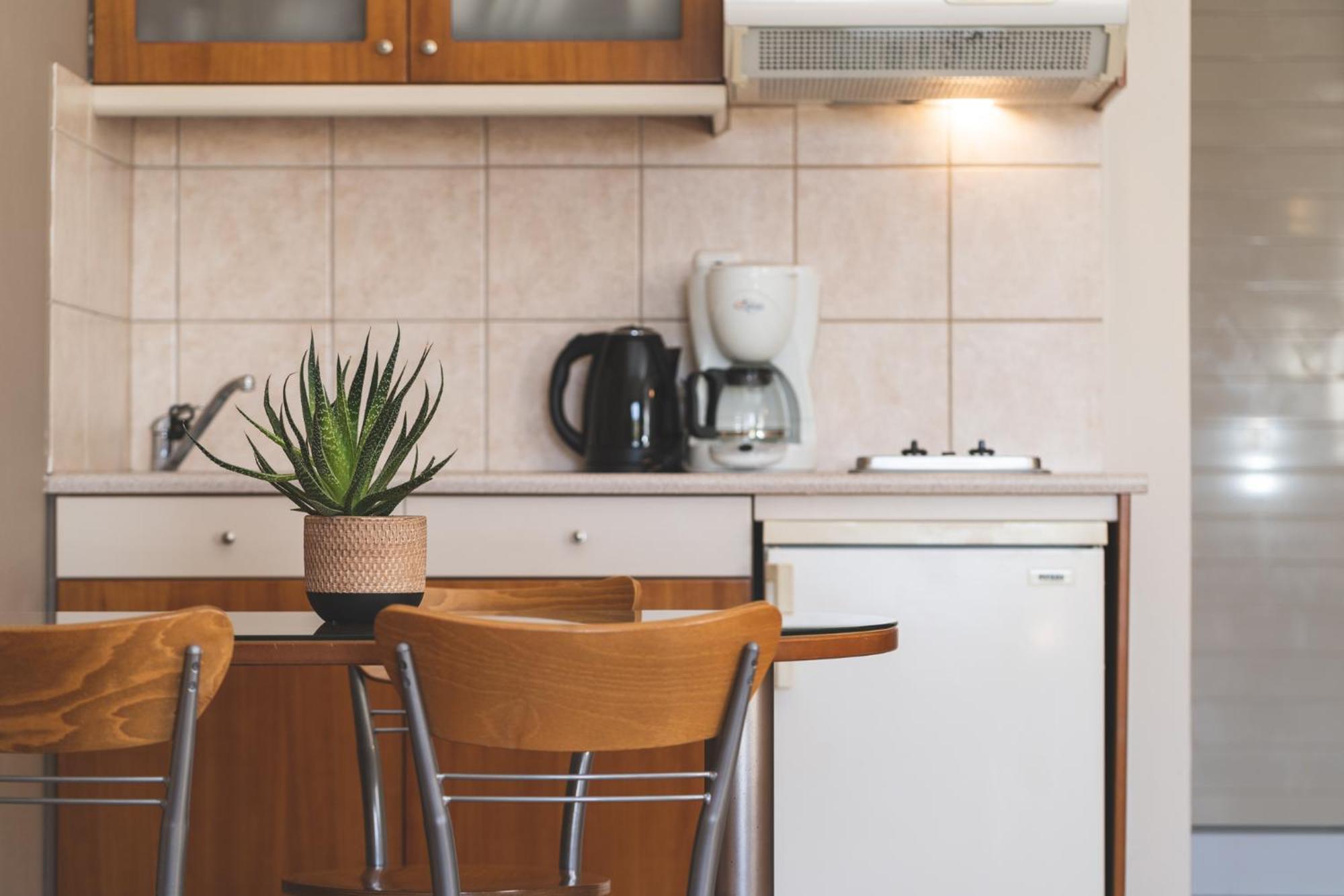 Helios Apartments Като-Даратсо Номер фото